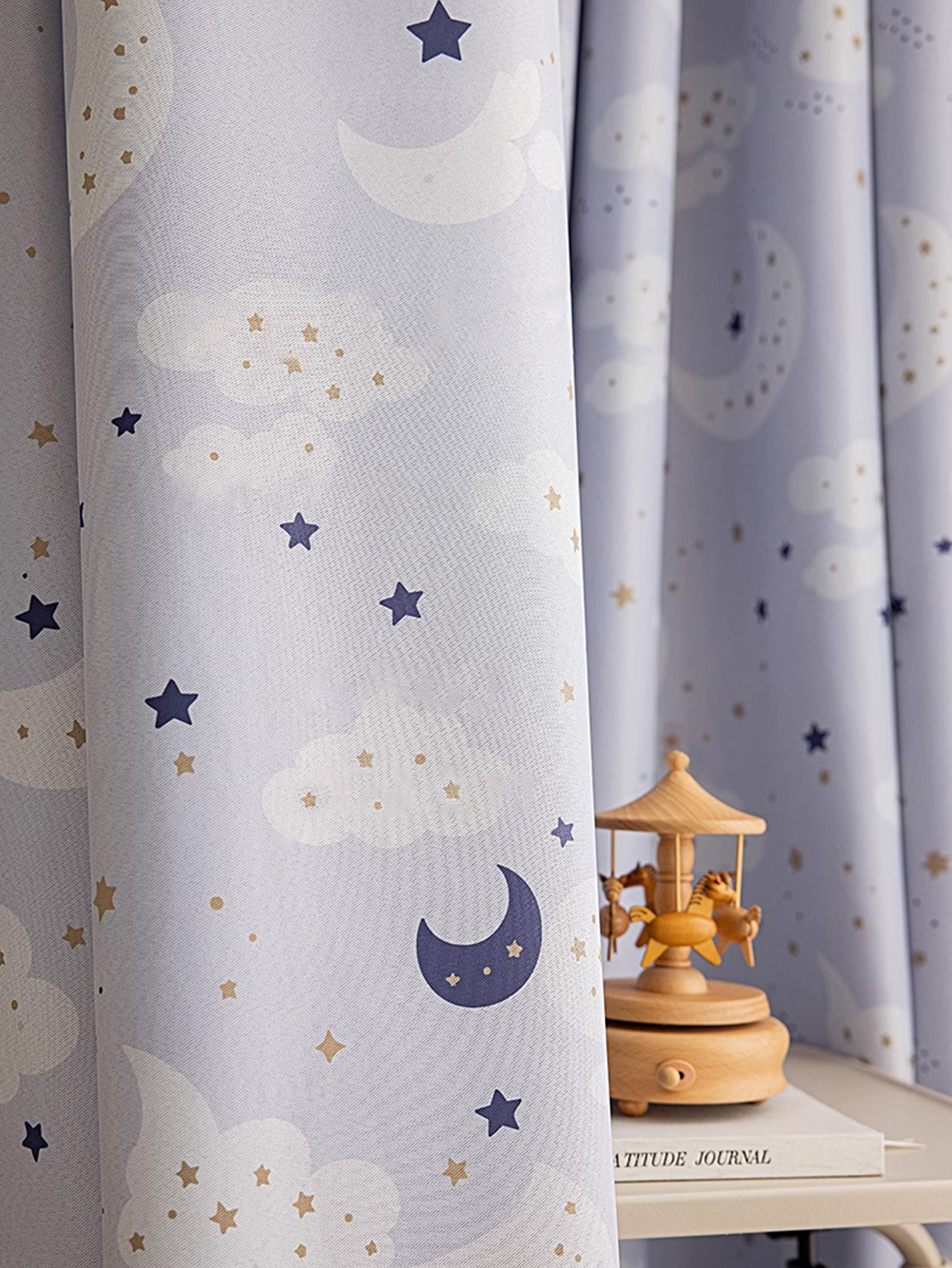 Stylish Cartoon-Print Blackout - đánh giá và giá Baby Nursery Blackout Curtains