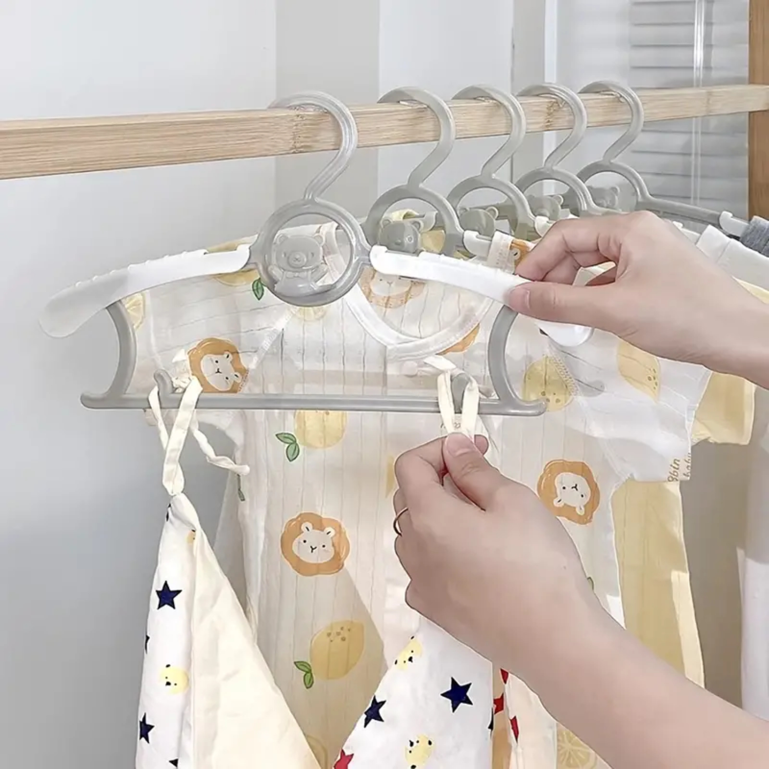 Adorable Non-Slip Set of 5 Sli - đánh giá và giá Baby Nursery Closet